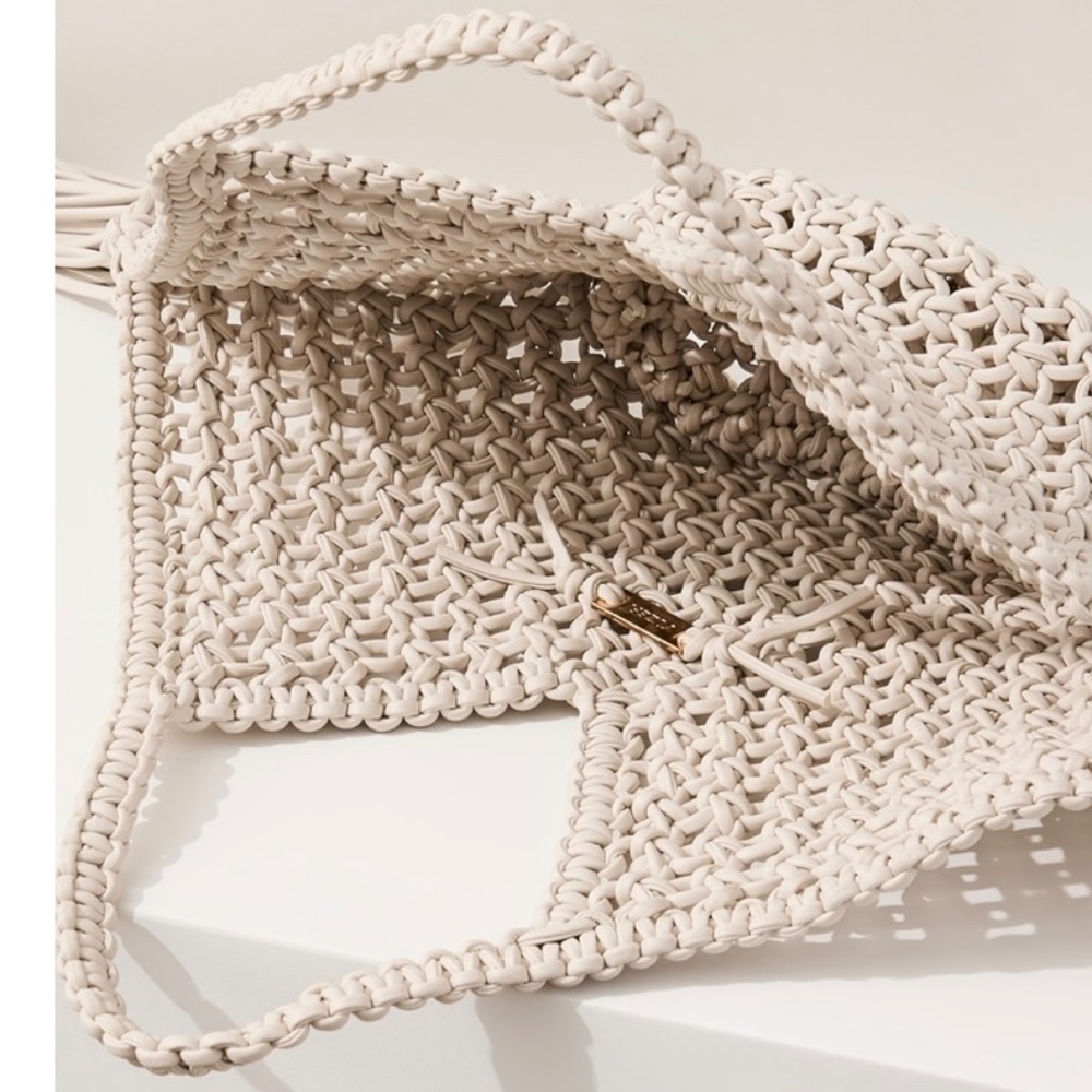 Yuzefi Large Woven Fringe Vegan Leather Tote Bag - Picture 8 of 16